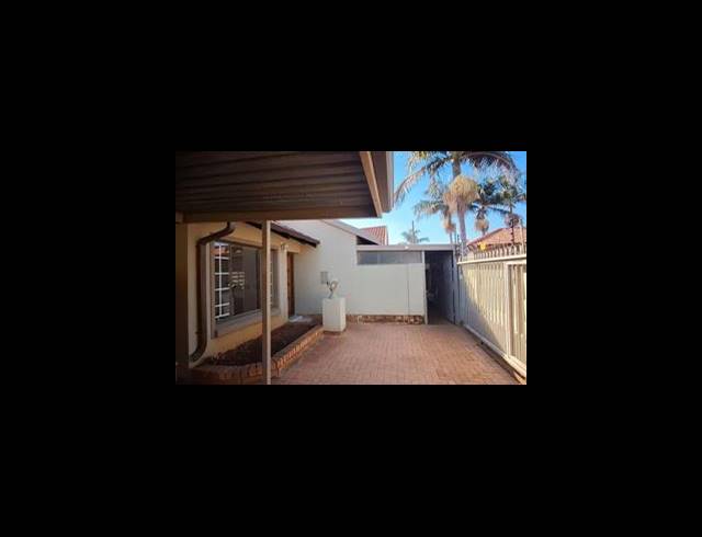 3 BEDROOM HOUSE FOR SALE IN HESTEAPARK